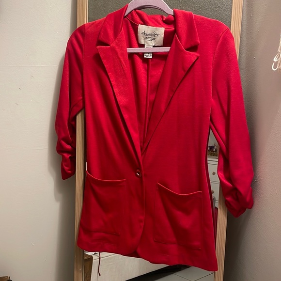 Red blazer - Picture 1 of 3